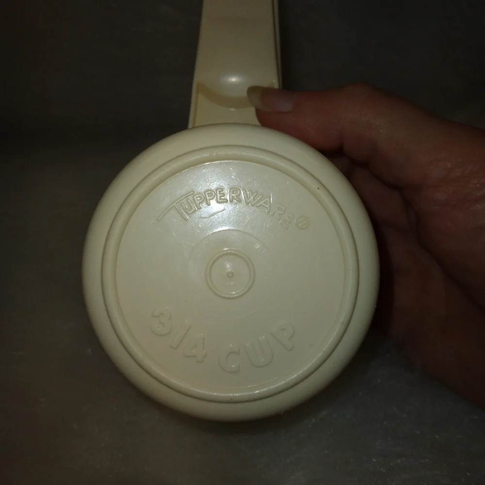 TUPPERWARE Vintage Almond Measuring Cups, incomplete set